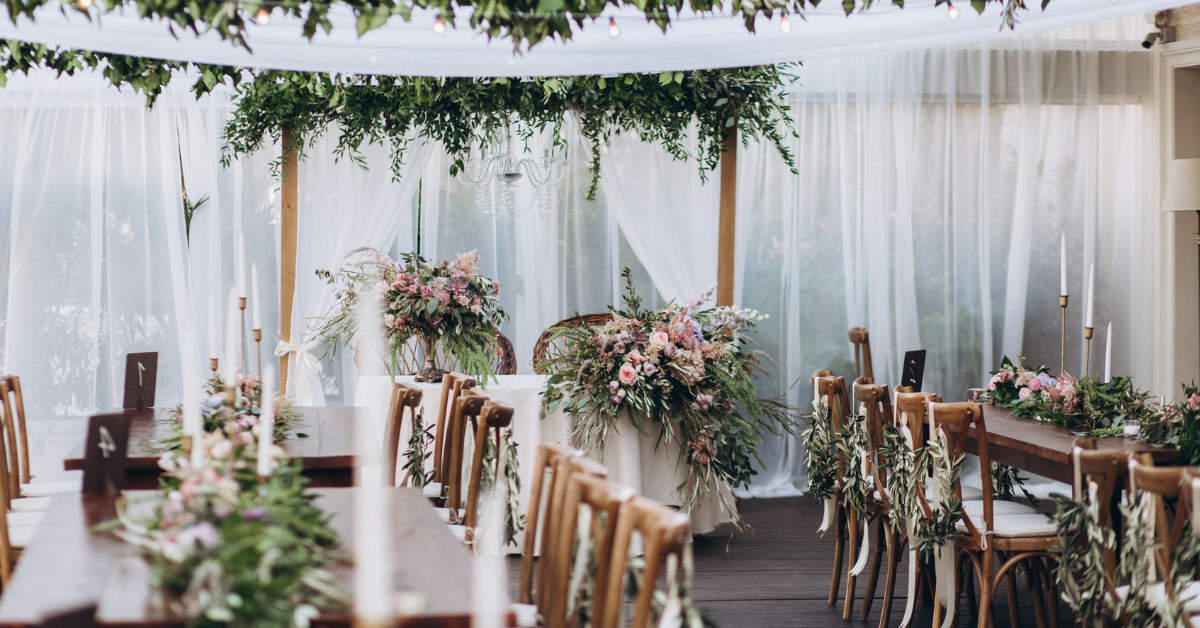 How To Dress Bohemian for a Wedding?