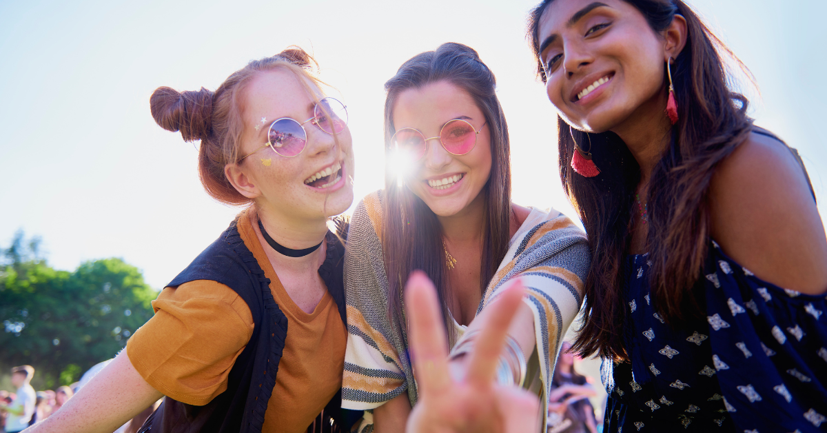 How to Dress Boho To Attend A Festival? Here Are 10 Easy Ways