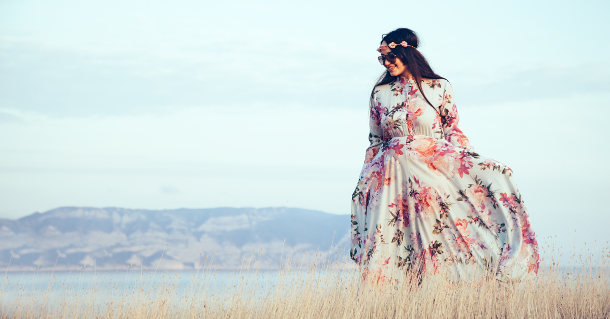 How to Dress Boho in Your 40s?
