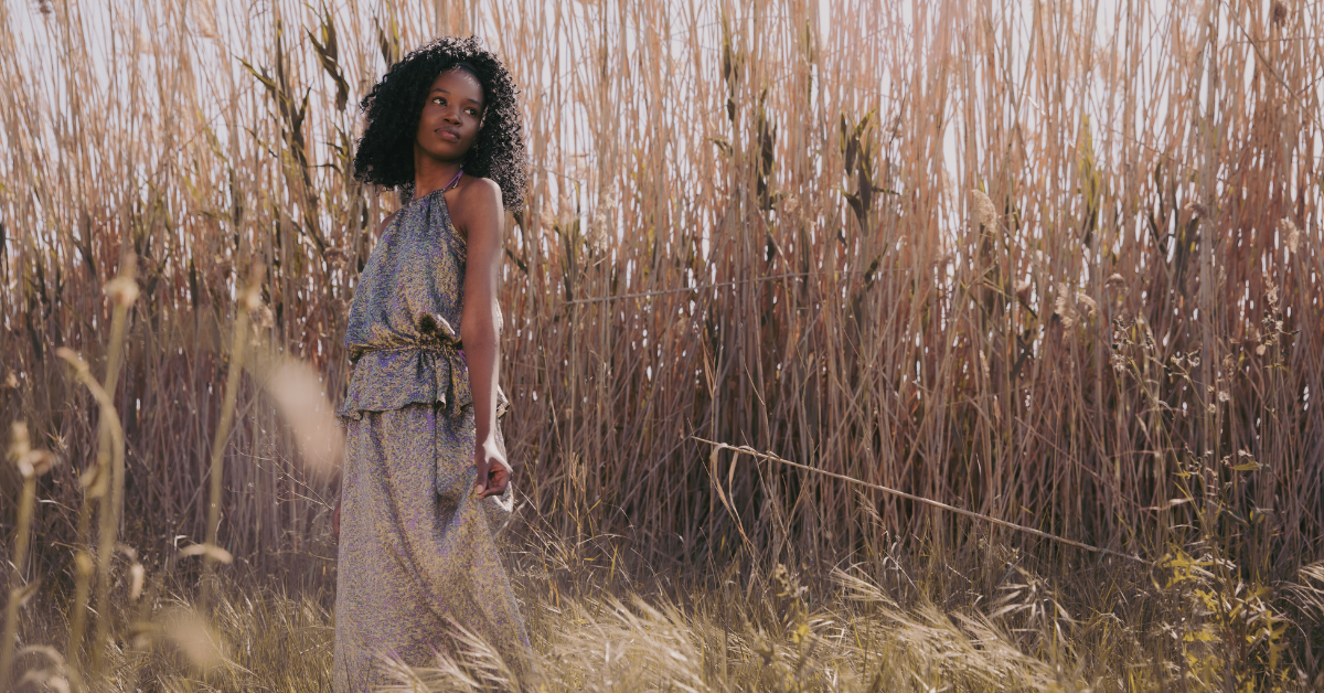 How to Style a Maxi Dress? Explained In Detail