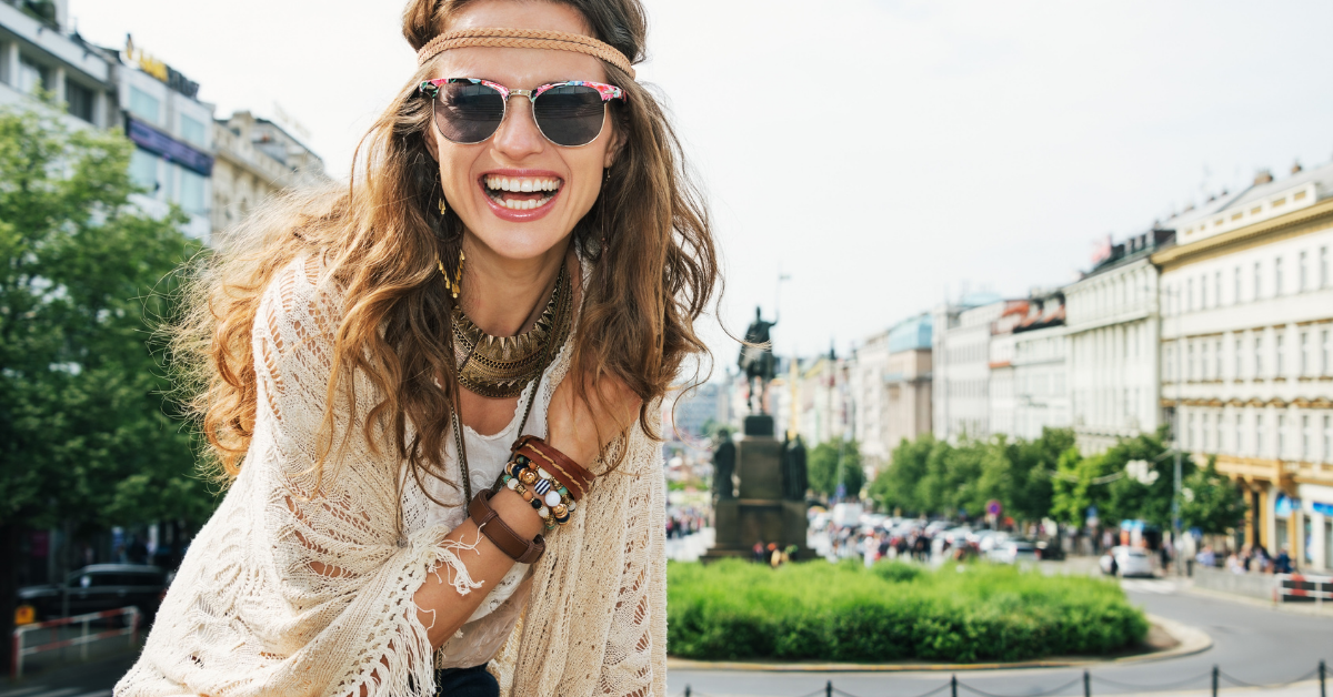 25 Ways to Dress Like a Hippie  Bohemian style clothing, Bohemian clothes,  Boho chic fashion